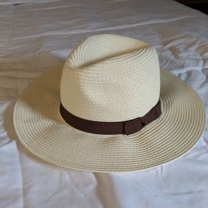 Various Women's Hats